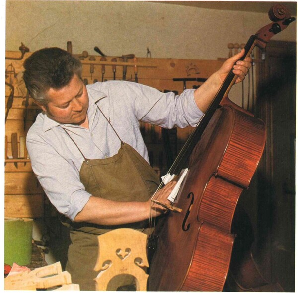 [Luby u Chebu, Československo]. Hradec Králové: Československé hudební nástroje, [197-].
