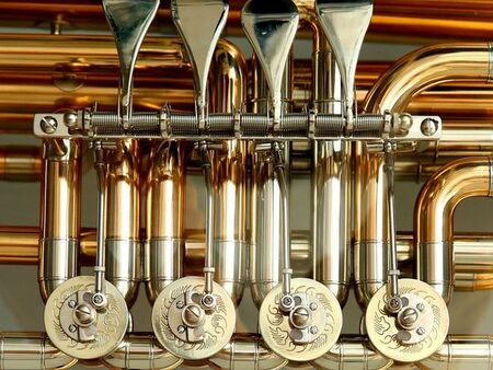Christian Ahrens: Ventile für Blechblasinstrumente. Musikalische, soziale und ökonomische Folgen einer technischen Erfindung Christian Ahrens: Ventile für Blechblasinstrumente. Musikalische, soziale und ökonomische Folgen einer technischen Erfindung